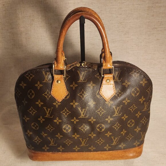 LOUIS VUITTON Monogram Alma Bag - Picture 1 of 15